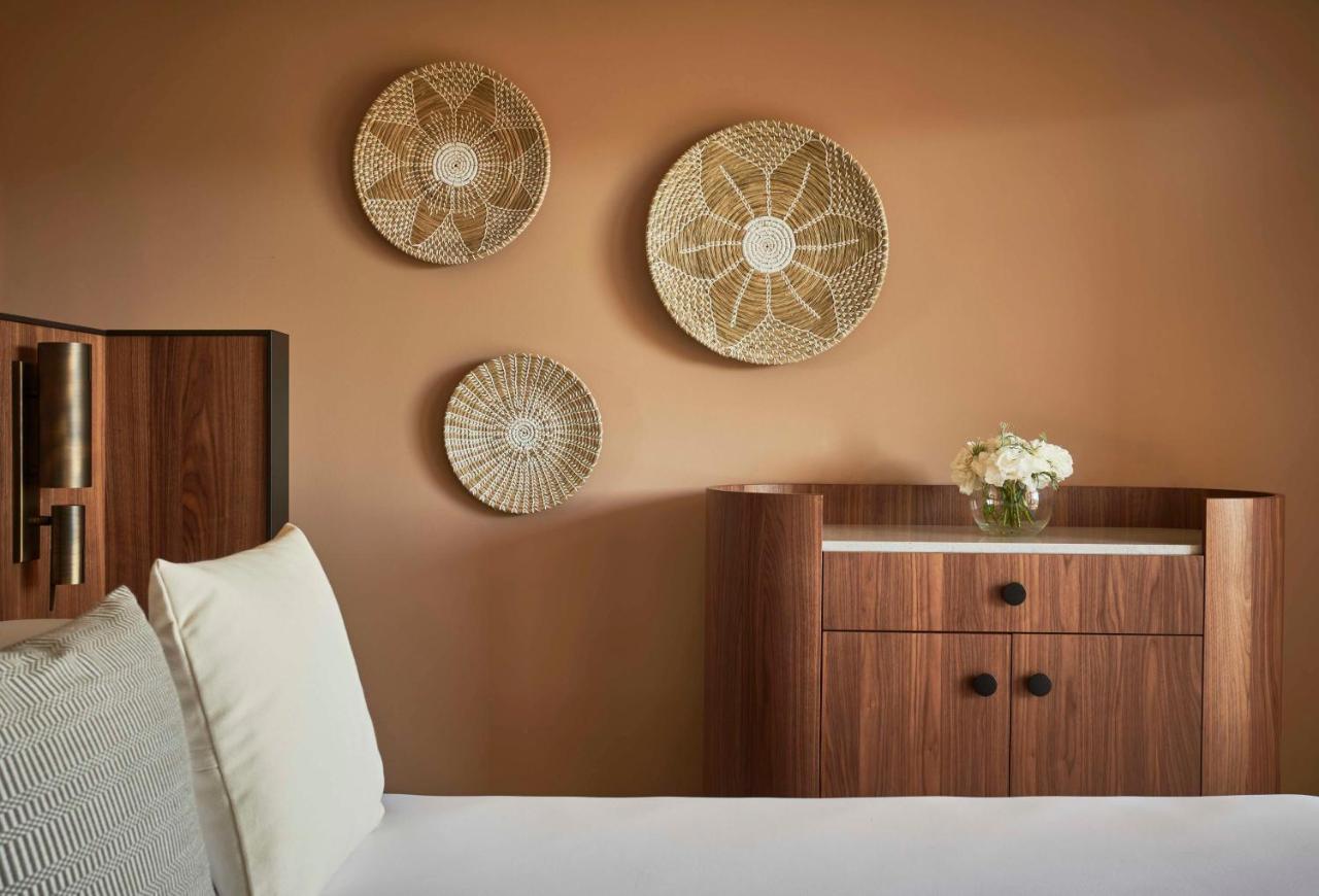 Baia Di Chia Resort Sardinia, Curio Collection By Hilton Buitenkant foto