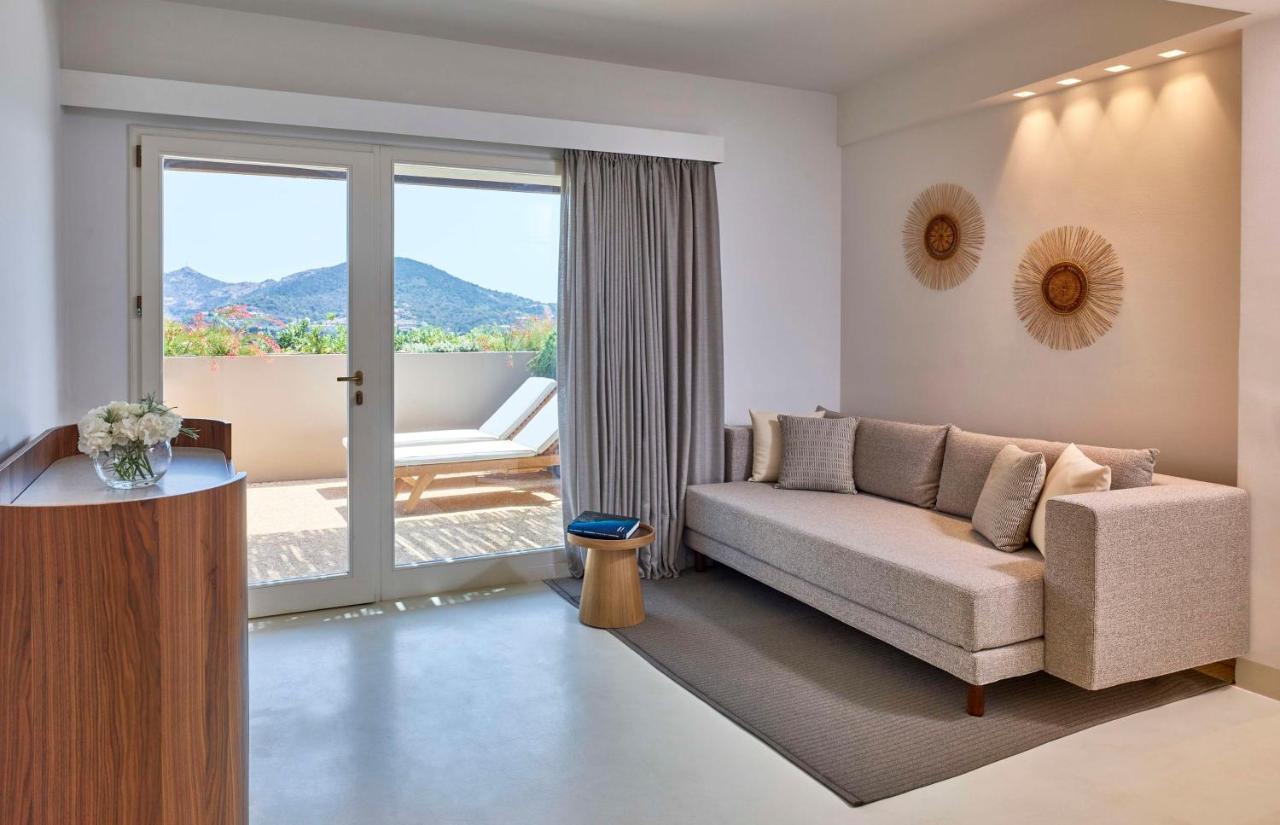Baia Di Chia Resort Sardinia, Curio Collection By Hilton Buitenkant foto