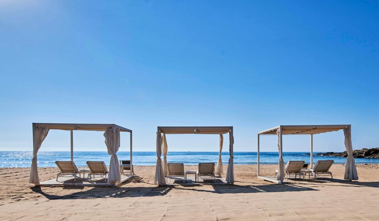Baia Di Chia Resort Sardinia, Curio Collection By Hilton Buitenkant foto