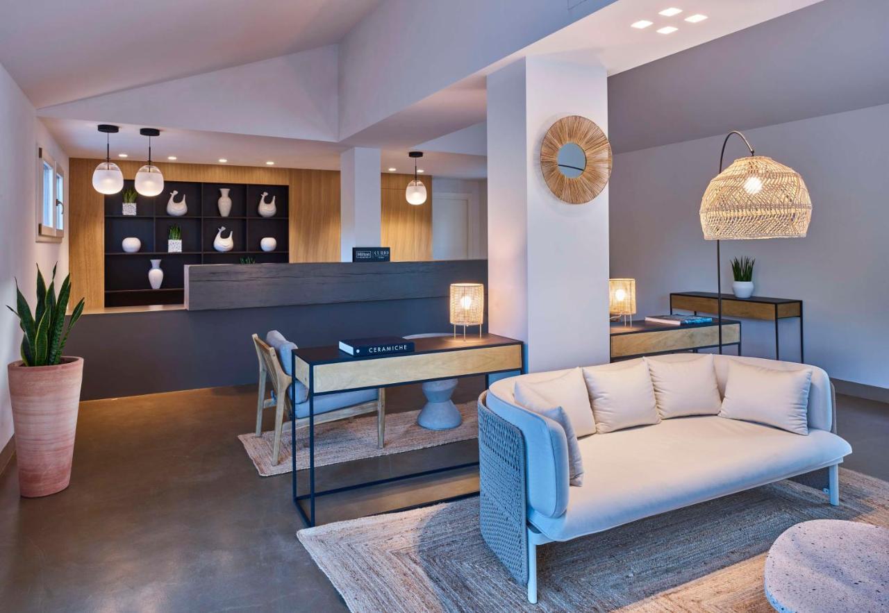 Baia Di Chia Resort Sardinia, Curio Collection By Hilton Buitenkant foto