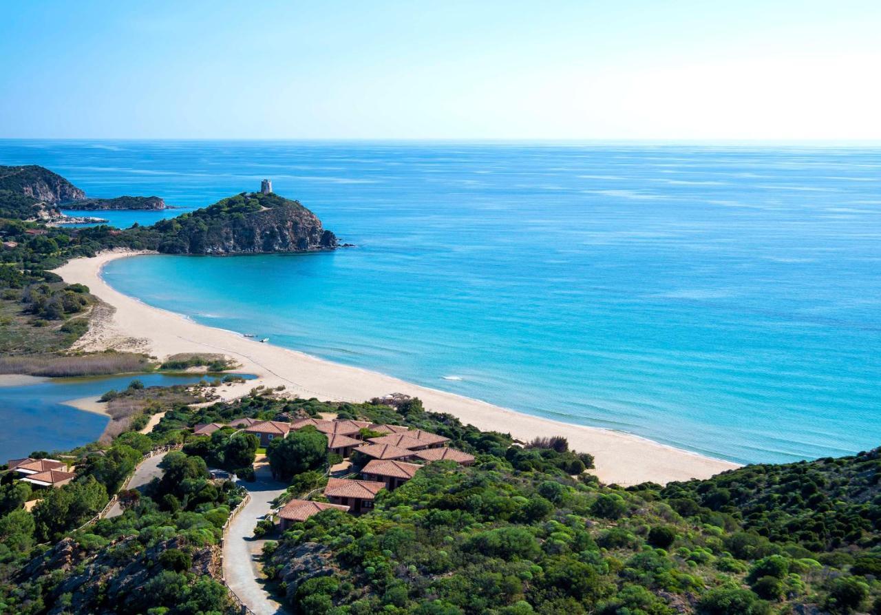 Baia Di Chia Resort Sardinia, Curio Collection By Hilton Buitenkant foto