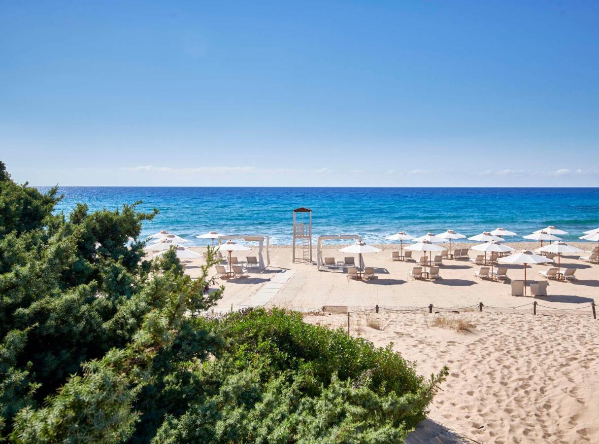 Baia Di Chia Resort Sardinia, Curio Collection By Hilton Buitenkant foto
