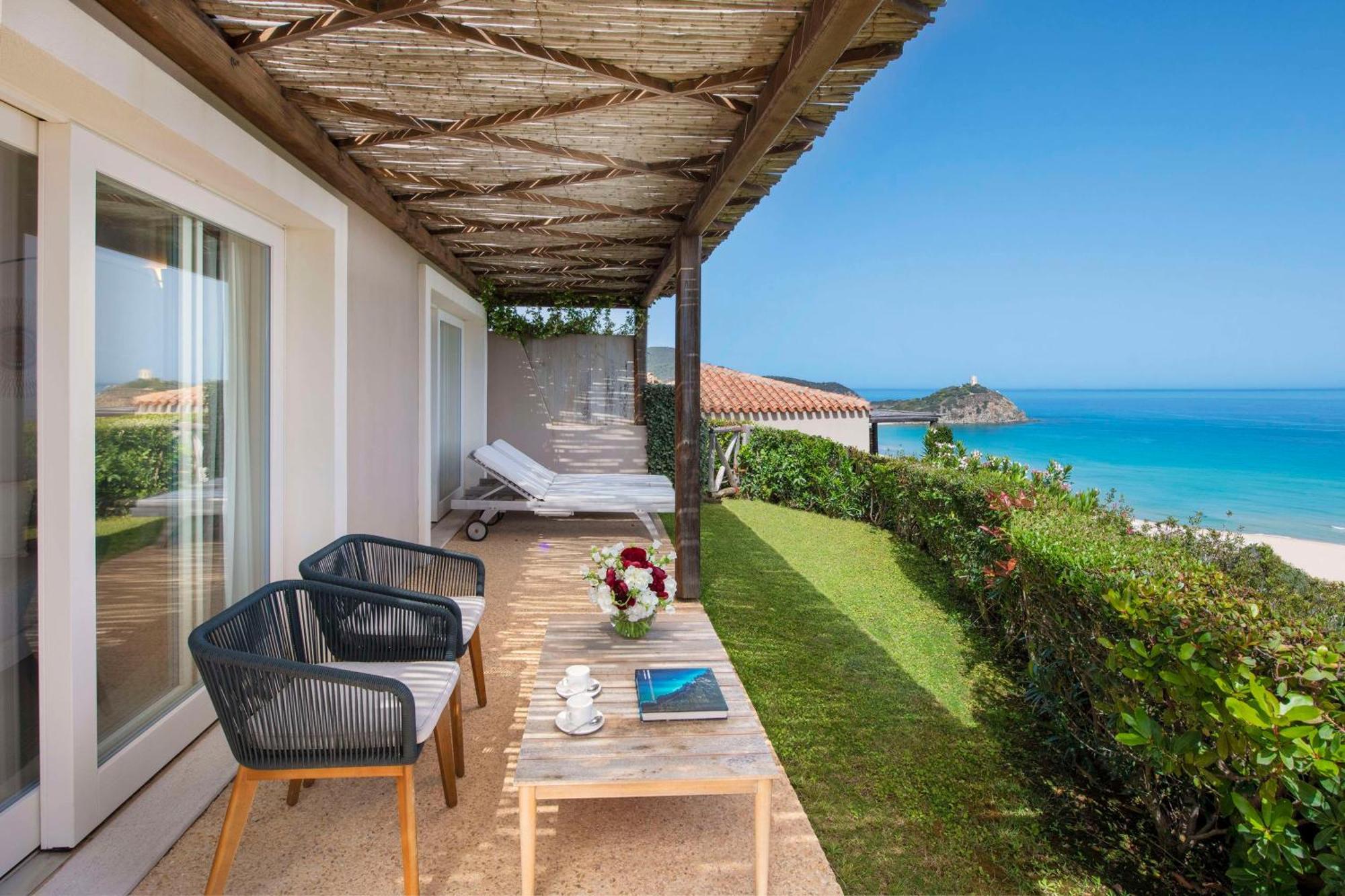 Baia Di Chia Resort Sardinia, Curio Collection By Hilton Buitenkant foto